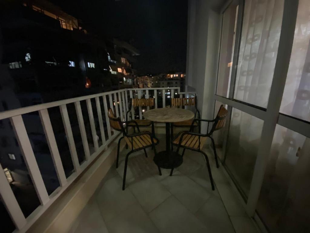 Manka' S Place Apartment Tiranë Luaran gambar