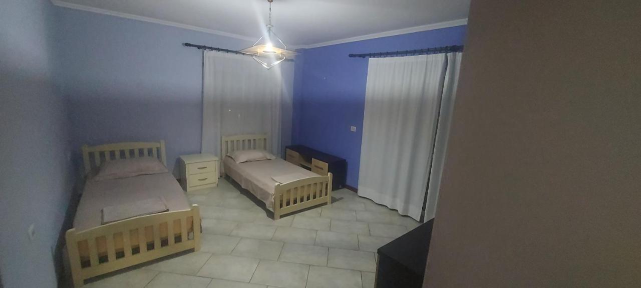 Manka' S Place Apartment Tiranë Luaran gambar
